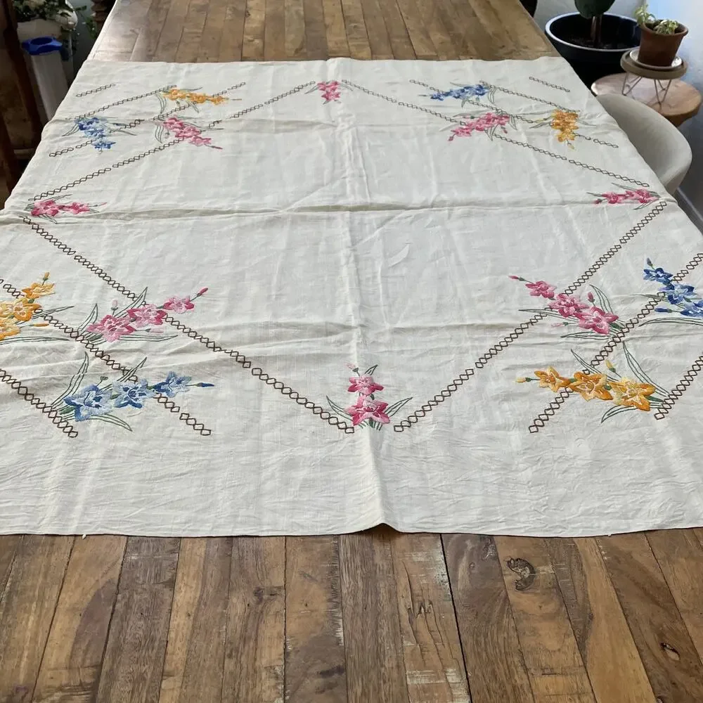 Vintage Square Linen Tablecloth 47x47